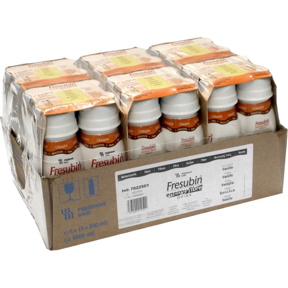Ein Karton mit vielen Flaschen Fresubin Energy Fibre Drink Vanille.